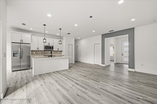2798 Gainesville Road SE, Palm Bay, FL 32909