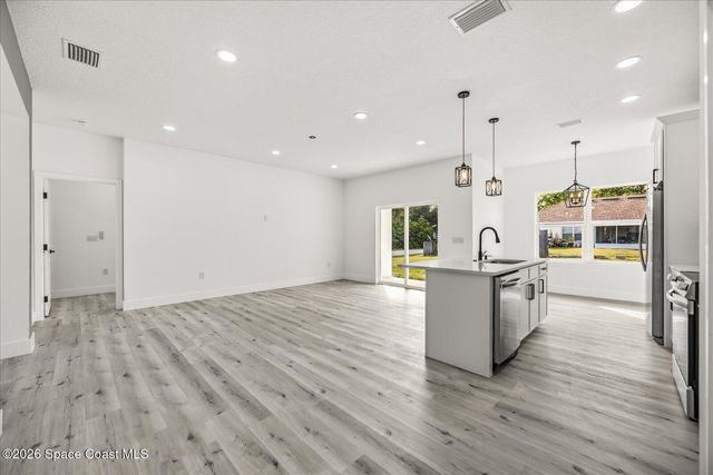 2798 Gainesville Road SE, Palm Bay, FL 32909