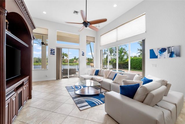 7548 NW 117th Lane, Parkland, FL 33076