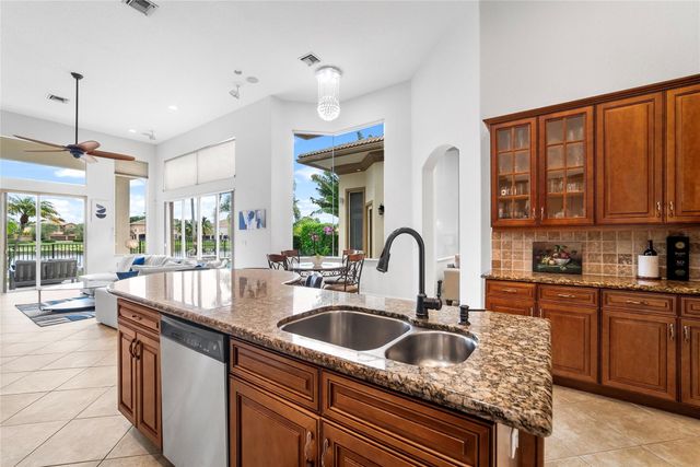 7548 NW 117th Lane, Parkland, FL 33076