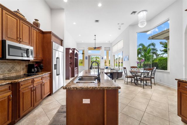 7548 NW 117th Lane, Parkland, FL 33076