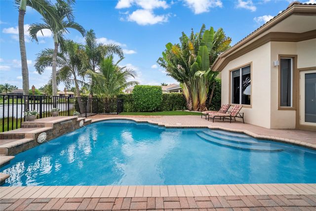 7548 NW 117th Lane, Parkland, FL 33076