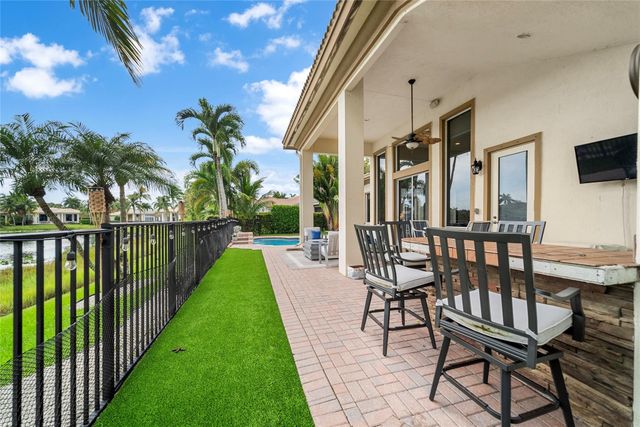 7548 NW 117th Lane, Parkland, FL 33076