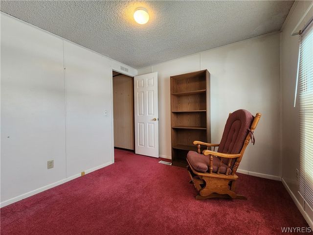 46 Parkside Circle, Cheektowaga, NY 14227