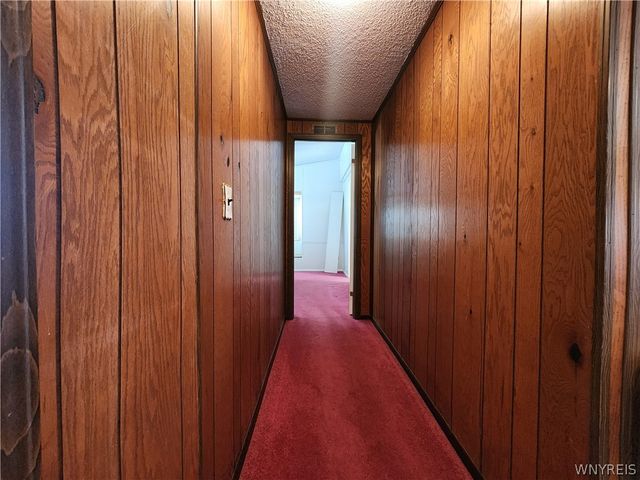 46 Parkside Circle, Cheektowaga, NY 14227