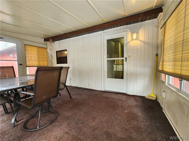 46 Parkside Circle, Cheektowaga, NY 14227