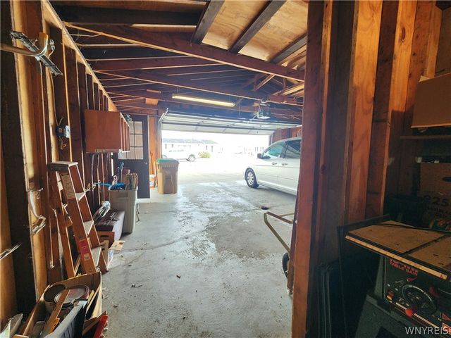 46 Parkside Circle, Cheektowaga, NY 14227