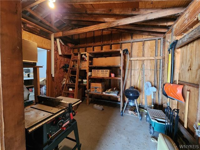 46 Parkside Circle, Cheektowaga, NY 14227