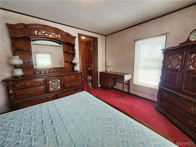 46 Parkside Circle, Cheektowaga, NY 14227