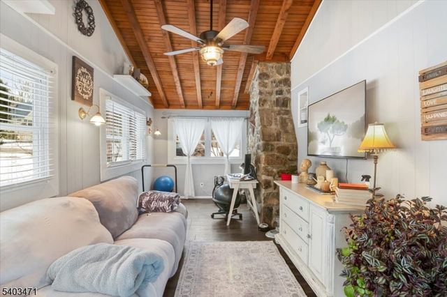 413 Diggles Pl, Vernon Twp., NJ 07422