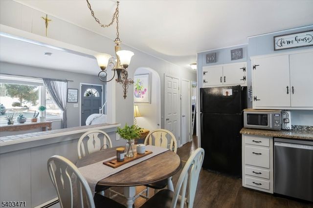 413 Diggles Pl, Vernon Twp., NJ 07422