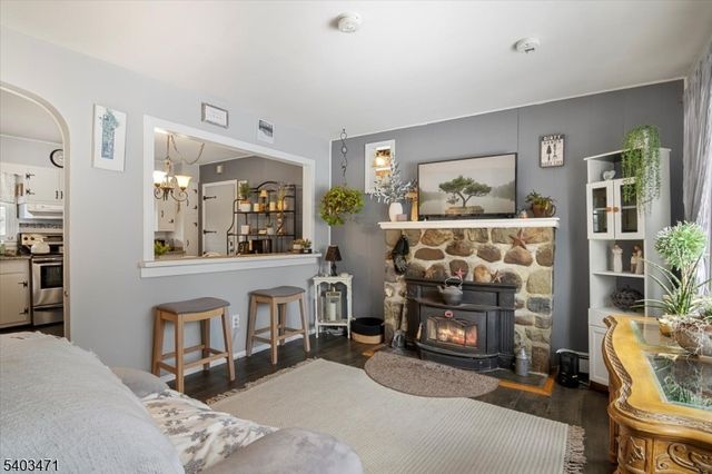 413 Diggles Pl, Vernon Twp., NJ 07422