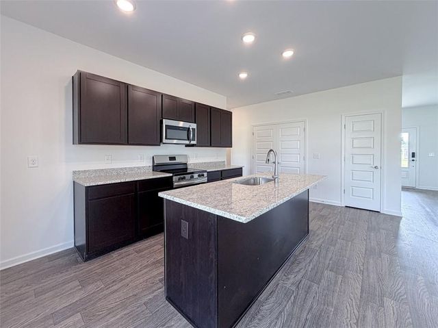 142 Lavender Circle, Calhoun, GA 30701