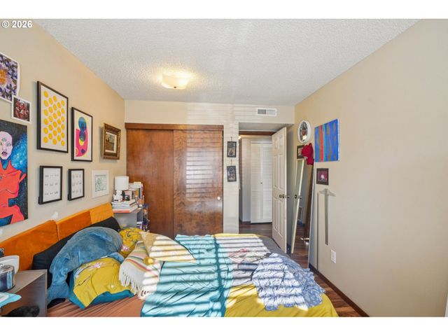 3383 Ne 162ND Ave, Portland, OR 97230