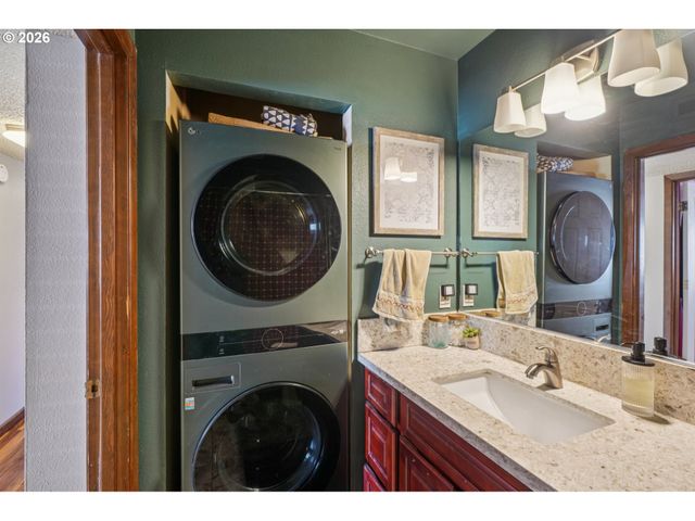 3383 Ne 162ND Ave, Portland, OR 97230