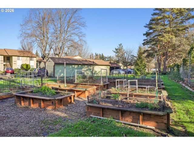 3383 Ne 162ND Ave, Portland, OR 97230