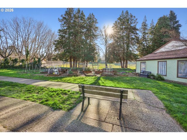 3383 Ne 162ND Ave, Portland, OR 97230