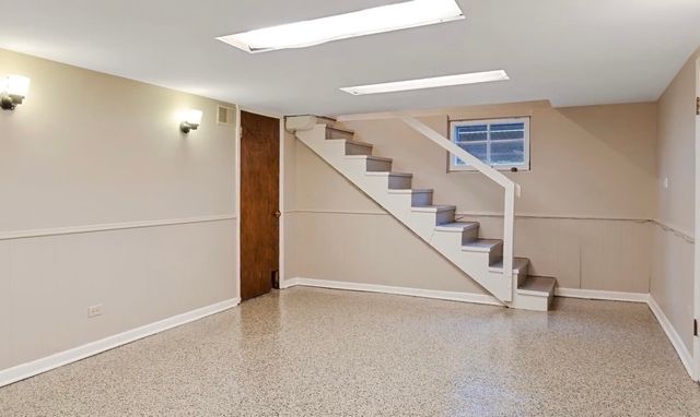 1034 Chestnut Street, Deerfield, IL 60015