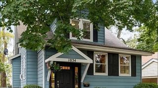 1034 Chestnut Street, Deerfield, IL 60015