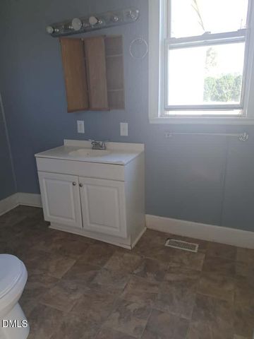 7000 Church Street, Saratoga, NC 27873