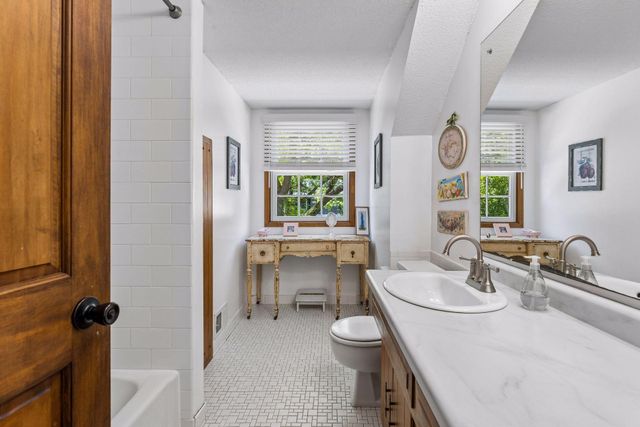 6529 Cherokee Trail, Edina, MN 55439