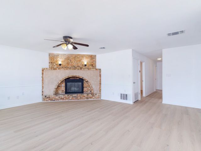 3408 Durham Avenue, Brownwood, TX 76801