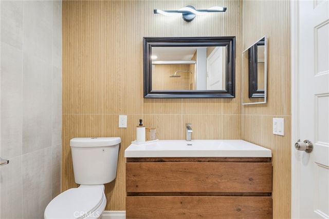 802 Ronda Mendoza N, Laguna Woods, CA 92637