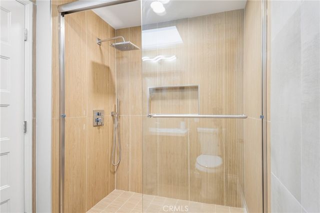 802 Ronda Mendoza N, Laguna Woods, CA 92637