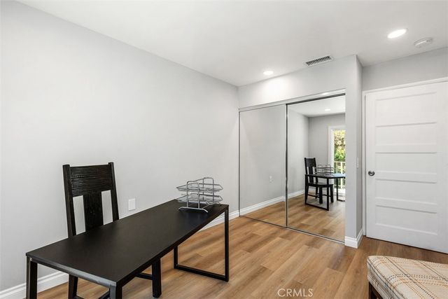 802 Ronda Mendoza N, Laguna Woods, CA 92637
