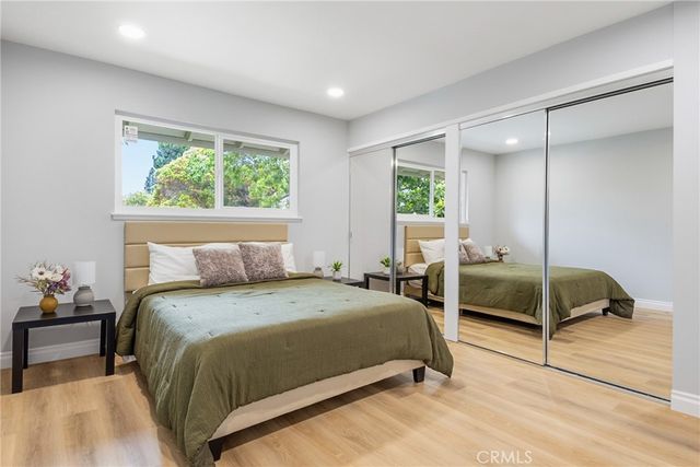 802 Ronda Mendoza N, Laguna Woods, CA 92637