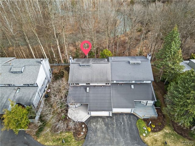 7516 Spectrum Way, Manlius, NY 13066