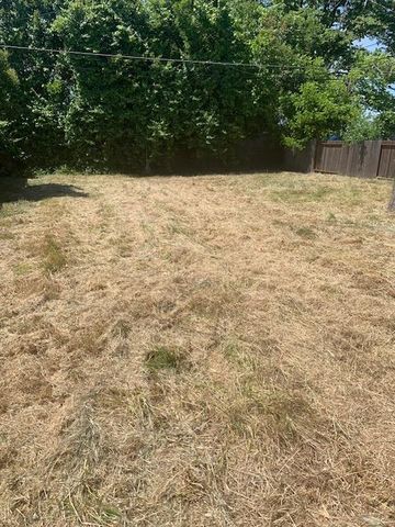 3627 Clay, Sacramento, CA 95838