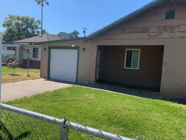 3627 Clay, Sacramento, CA 95838