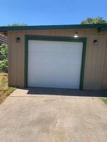 3627 Clay, Sacramento, CA 95838