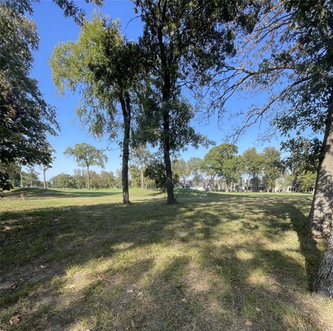 247 Saint Andrews Drive, Mabank, TX 75156