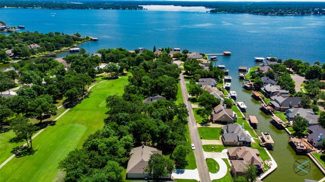 247 Saint Andrews Drive, Mabank, TX 75156