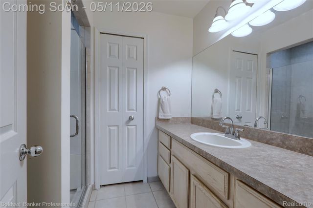 52237 Mitchell Lane 11, Macomb Township, MI 48042
