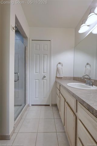 52237 Mitchell Lane 11, Macomb Township, MI 48042