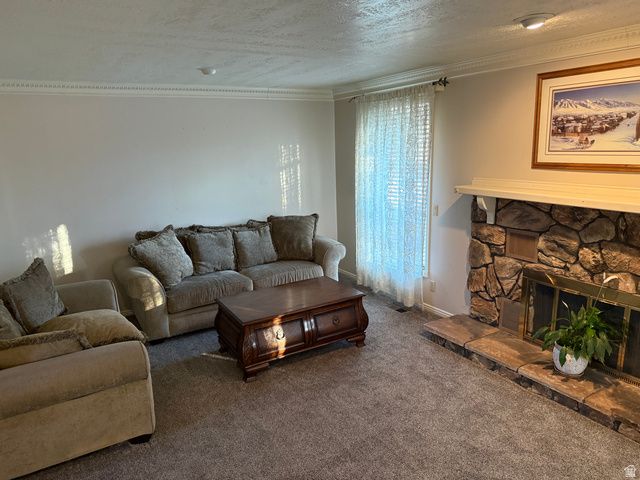 2096 E LINDEN CIR, Holladay, UT 84121