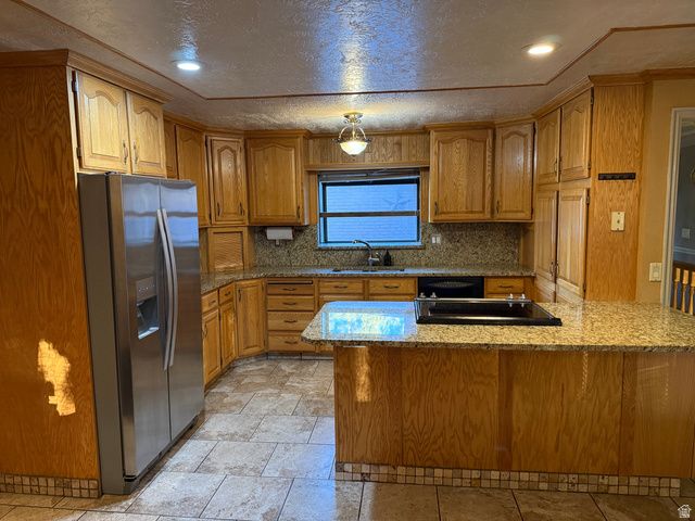 2096 E LINDEN CIR, Holladay, UT 84121