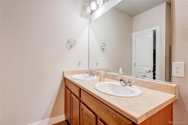 14331 E Tennessee Avenue 208, Aurora, CO 80012