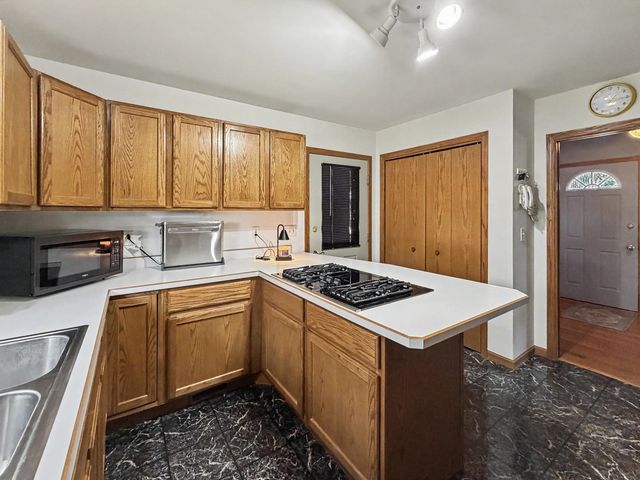 167 N Eagle Island Road, Kankakee, IL 60901