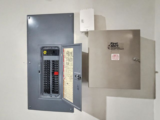 167 N Eagle Island Road, Kankakee, IL 60901