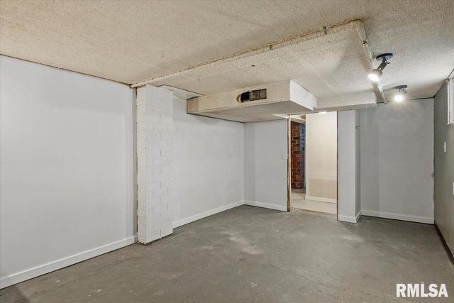 1902 Dial Court, Springfield, IL 62704