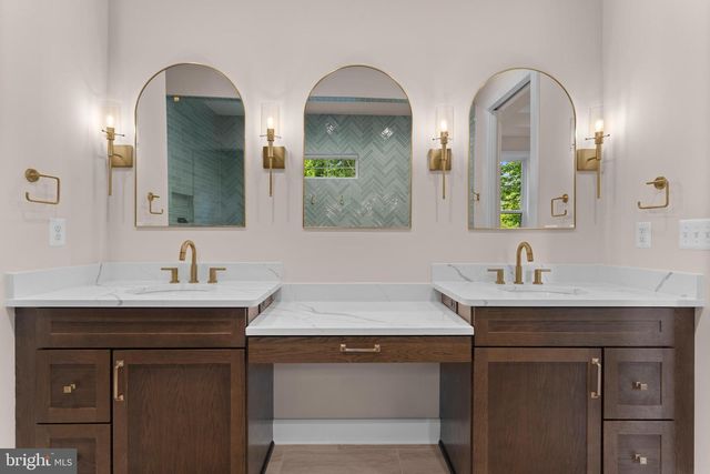 9671 MARLETTE DR, Nokesville, VA 20181