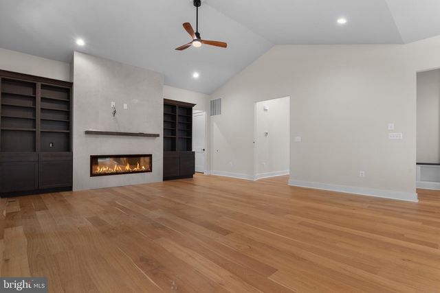 9671 MARLETTE DR, Nokesville, VA 20181