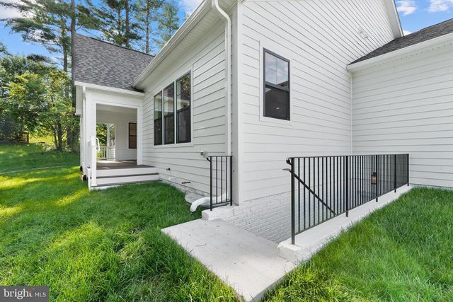 9671 MARLETTE DR, Nokesville, VA 20181
