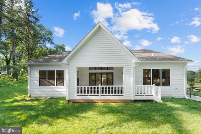 9671 MARLETTE DR, Nokesville, VA 20181