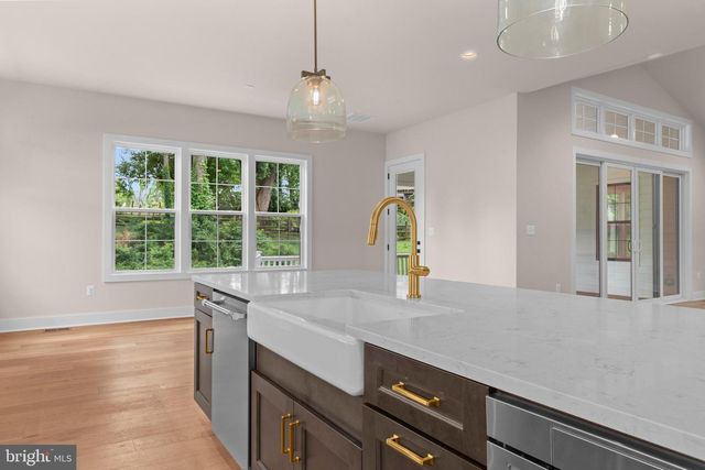 9671 MARLETTE DR, Nokesville, VA 20181