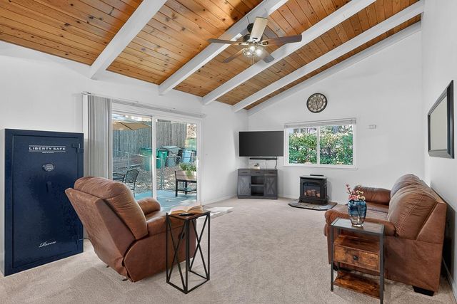 11289 Agnes Way, Grass Valley, CA 95949